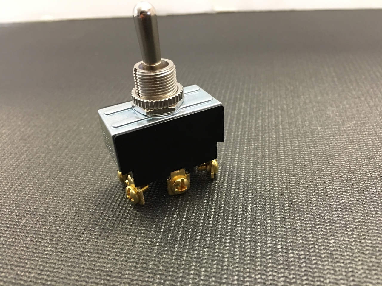 6 Prong Switch Hoppos